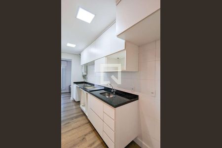 Apartamento para alugar com 74m², 3 quartos e 2 vagas Apartamento para alugar com 74m², 3 quartos e 2 vagasCozinha