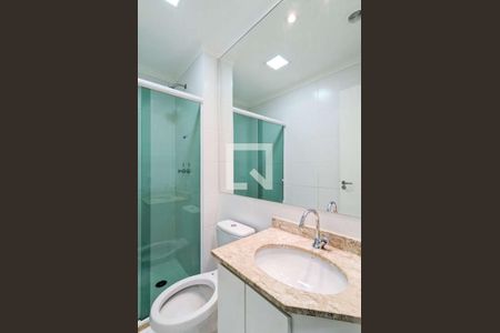 Apartamento para alugar com 74m², 3 quartos e 2 vagas Apartamento para alugar com 74m², 3 quartos e 2 vagasBanheiro