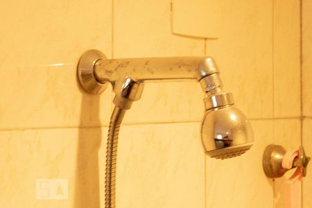 Casa à venda com 248m², 3 quartos e 2 vagasBanheiro