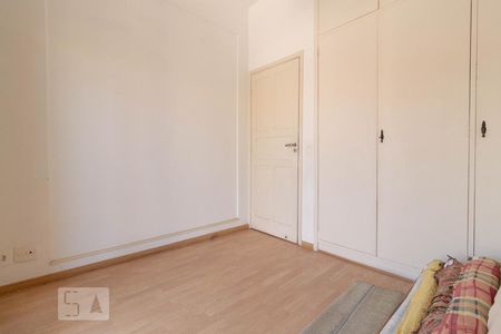 Casa à venda com 248m², 3 quartos e 2 vagasDormitório 3