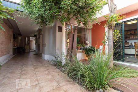 Casa à venda com 248m², 3 quartos e 2 vagasGaragem