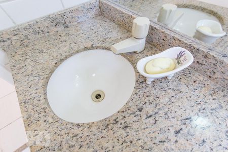 Apartamento à venda com 150m², 3 quartos e 1 vagaBanheiro Suíte 2 (Segundo Andar)