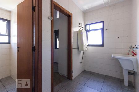 Apartamento para alugar com 155m², 3 quartos e 3 vagasArea de Servico