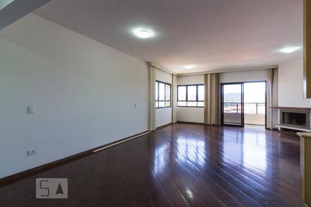 Sala de apartamento para alugar com 3 quartos, 155m² em Água Fria, São Paulo