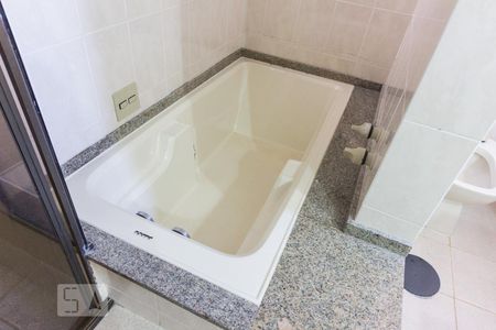 Apartamento para alugar com 155m², 3 quartos e 3 vagasBanheiro Suite