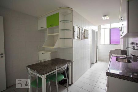 Apartamento à venda com 172m², 3 quartos e 1 vaga Apartamento à venda com 172m², 3 quartos e 1 vagacozinha