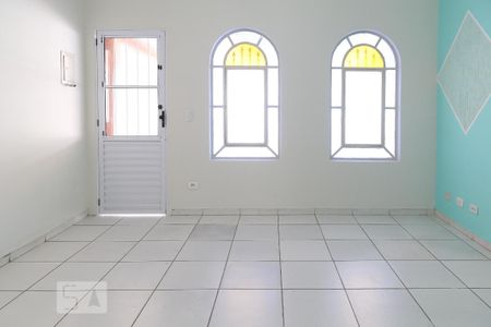Sala de casa para alugar com 2 quartos, 70m² em Vila Germinal, São Paulo