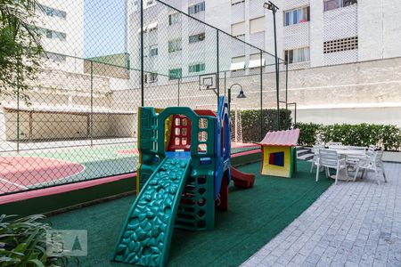 Apartamento para alugar com 83m², 3 quartos e 2 vagasPlayground