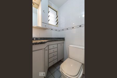 Banheiro de apartamento para alugar com 3 quartos, 83m² em Vila Pompéia, São Paulo