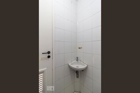 Apartamento para alugar com 83m², 3 quartos e 2 vagasBanheiro de serviço