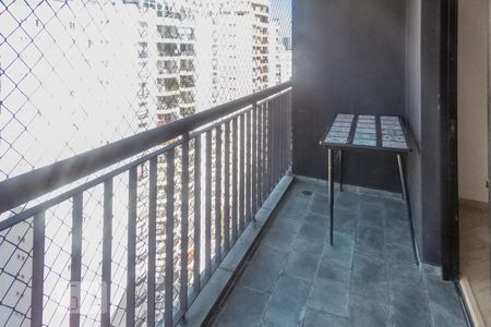 Varanda de apartamento para alugar com 3 quartos, 110m² em Indianópolis, São Paulo