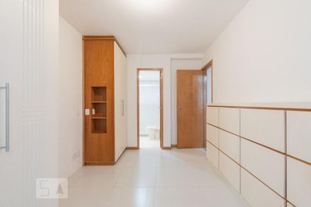 Apartamento para alugar com 103m², 3 quartos e 2 vagasSuíte