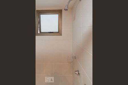 Banheiro de apartamento para alugar com 3 quartos, 103m² em Botafogo, Rio de Janeiro