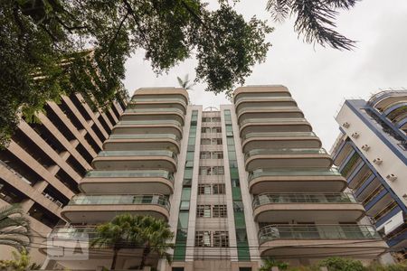 Apartamento para alugar com 103m², 3 quartos e 2 vagasFachada