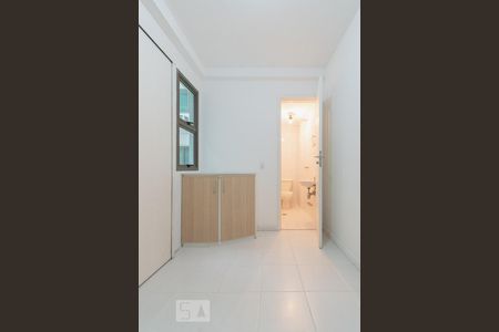 Apartamento para alugar com 103m², 3 quartos e 2 vagasDependência