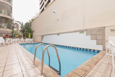 Apartamento para alugar com 103m², 3 quartos e 2 vagasPiscina