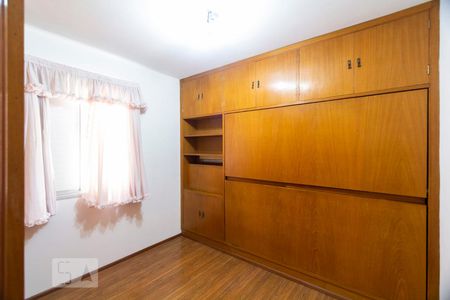Apartamento para alugar com 67m², 2 quartos e 1 vagaQuarto 2