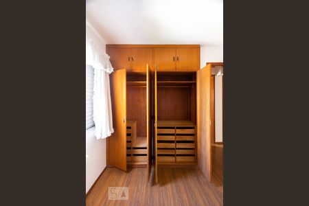 Apartamento para alugar com 67m², 2 quartos e 1 vagaQuarto 1