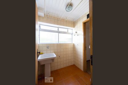 Apartamento para alugar com 67m², 2 quartos e 1 vagaÁrea de serviço