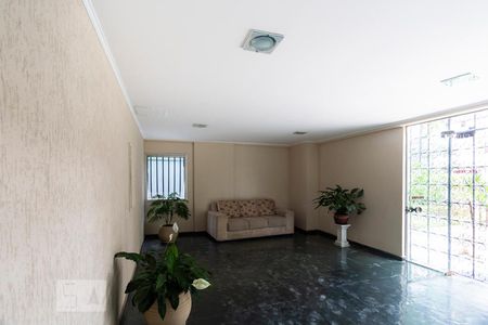 Apartamento para alugar com 67m², 2 quartos e 1 vagaHall social