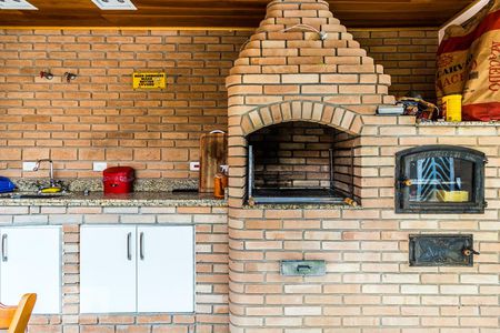 Casa à venda com 210m², 3 quartos e 2 vagasChurrasqueira