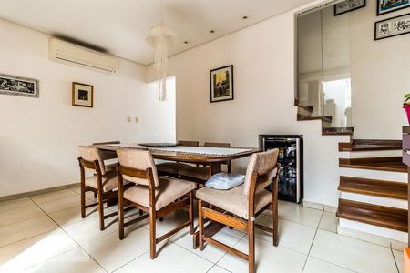 Casa à venda com 210m², 3 quartos e 2 vagasCozinha