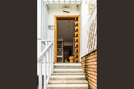 Entrada de casa à venda com 3 quartos, 210m² em Perdizes, São Paulo