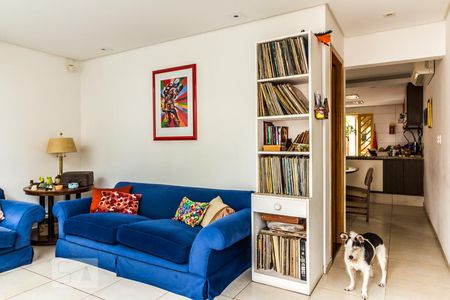 Sala de casa à venda com 3 quartos, 210m² em Perdizes, São Paulo