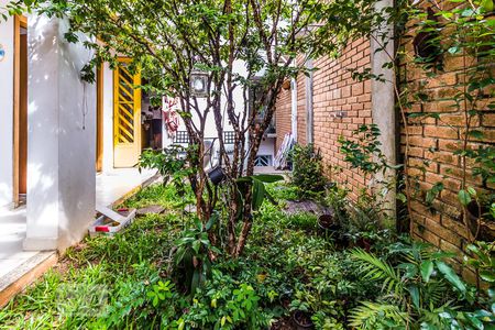 Casa à venda com 210m², 3 quartos e 2 vagasÁrea externa