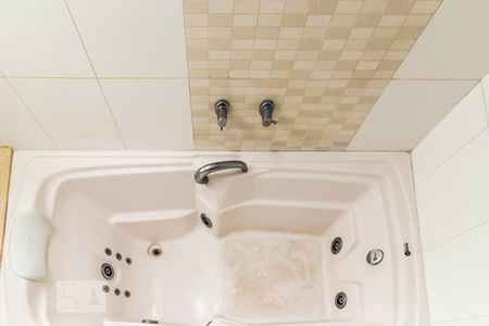 Casa à venda com 210m², 3 quartos e 2 vagasSuíte 2