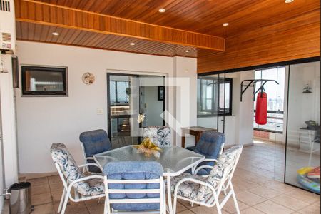 Apartamento à venda com 250m², 4 quartos e 4 vagasÁrea de lazer/cobertura