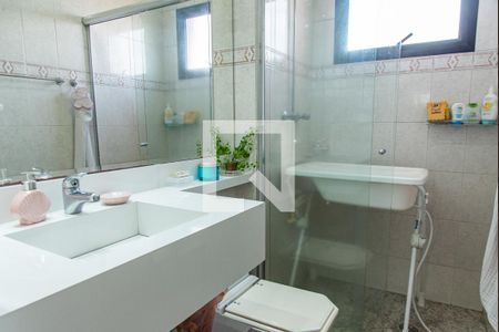 Apartamento à venda com 250m², 4 quartos e 4 vagasBanheiro da suíte 1