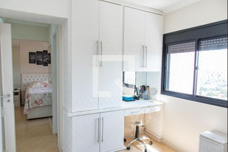 Apartamento à venda com 250m², 4 quartos e 4 vagasCloset da suíte 3
