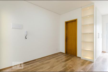 Sala de kitnet/studio para alugar com 1 quarto, 33m² em Cerâmica, São Caetano do Sul