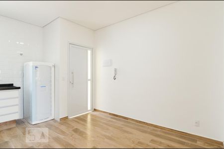 Sala de kitnet/studio para alugar com 1 quarto, 33m² em Cerâmica, São Caetano do Sul