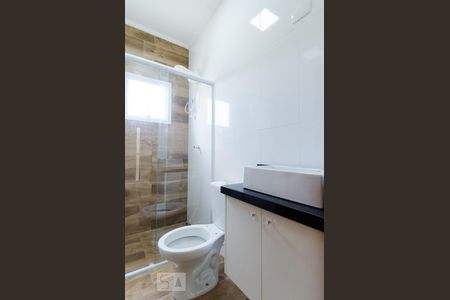 Banheiro de kitnet/studio para alugar com 1 quarto, 40m² em Cerâmica, São Caetano do Sul