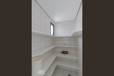 Apartamento para alugar com 81m², 2 quartos e 2 vagasDespensa