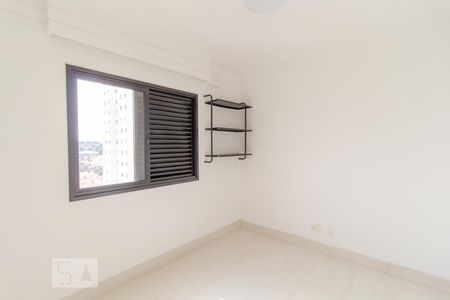 Apartamento para alugar com 81m², 2 quartos e 2 vagasQuarto