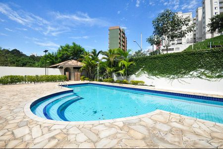 Apartamento à venda com 70m², 3 quartos e 1 vagaPiscina