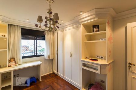 Apartamento à venda com 340m², 4 quartos e 4 vagasSuíte 2