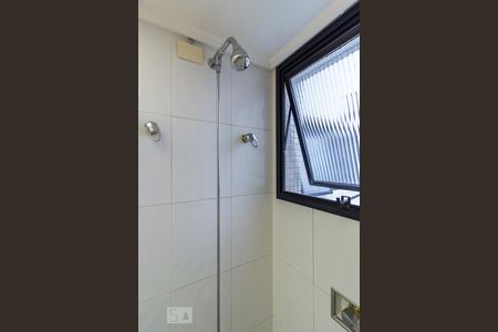 Apartamento à venda com 340m², 4 quartos e 4 vagasBanheiro suíte 3