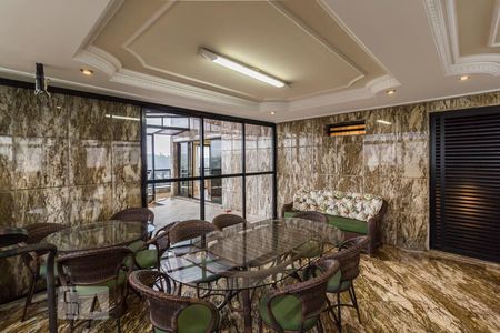 Apartamento à venda com 340m², 4 quartos e 4 vagasVaranda gourmet