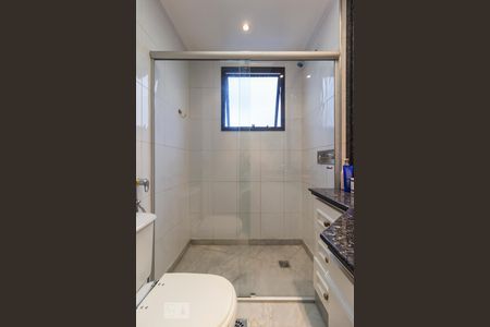 Apartamento à venda com 340m², 4 quartos e 4 vagasBanheiro suíte 2