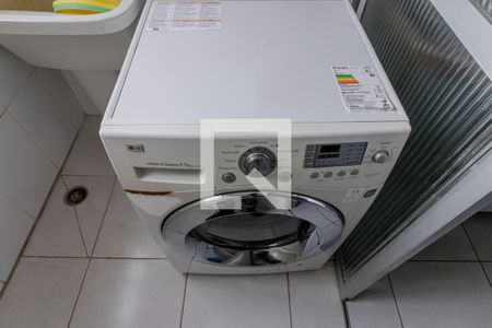 Apartamento à venda com 70m², 2 quartos e 1 vaga Apartamento à venda com 70m², 2 quartos e 1 vagaÁrea de Serviço