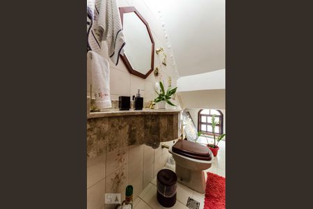 Lavabo de casa para alugar com 6 quartos, 410m² em Cidade São Francisco, São Paulo