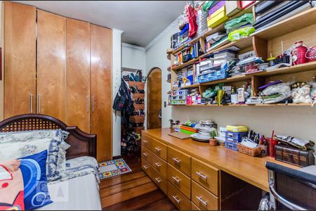 Casa à venda com 410m², 6 quartos e 4 vagasQuarto 2