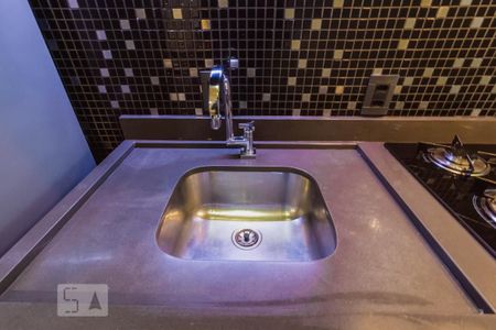 Apartamento à venda com 75m², 2 quartos e 1 vagaCozinha - Torneira