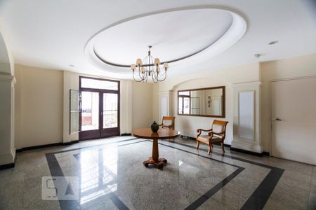 Apartamento à venda com 70m², 2 quartos e 2 vagasHall social