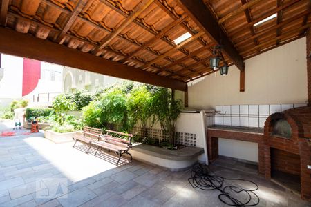 Apartamento à venda com 70m², 2 quartos e 2 vagasChurrasqueira