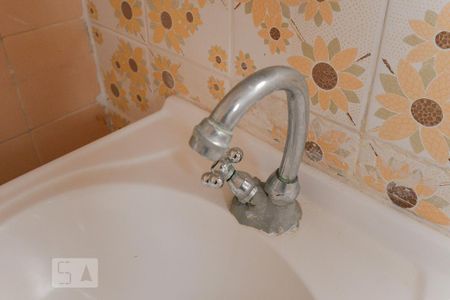Banheiro torneira de apartamento para alugar com 2 quartos, 54m² em Grajaú, Rio de Janeiro